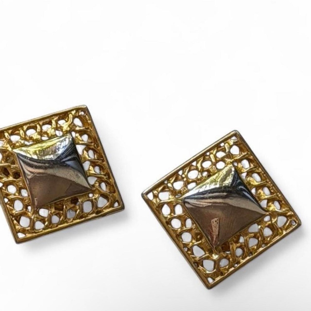 Vintage 80s inspired Two Tone Textured Square Clip on Earrings